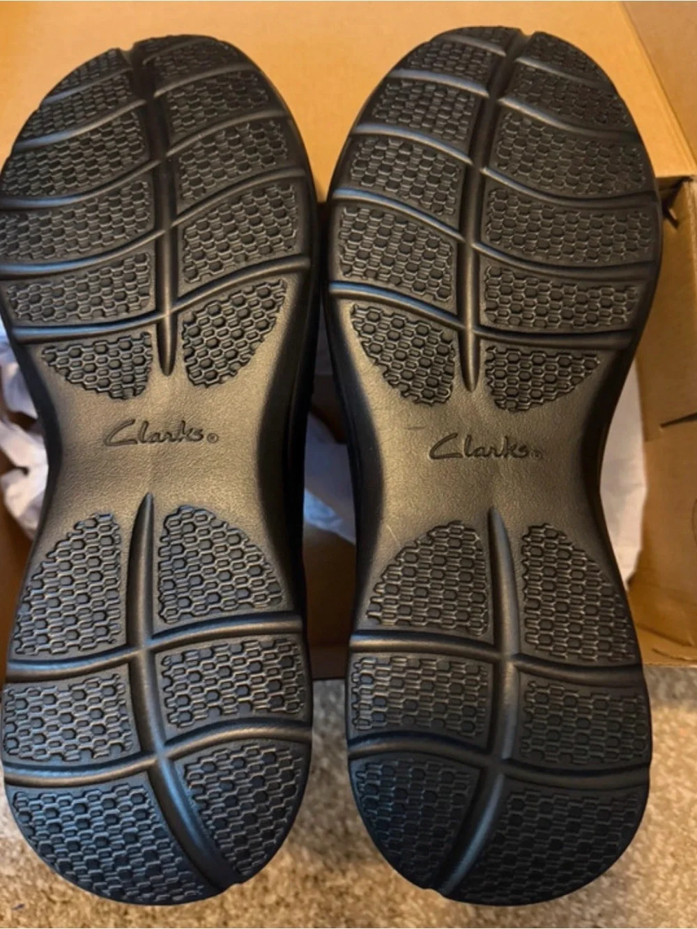 Clarks Cotrell Free Tobacco Leather Men’s Slip-On Shoes Size 11